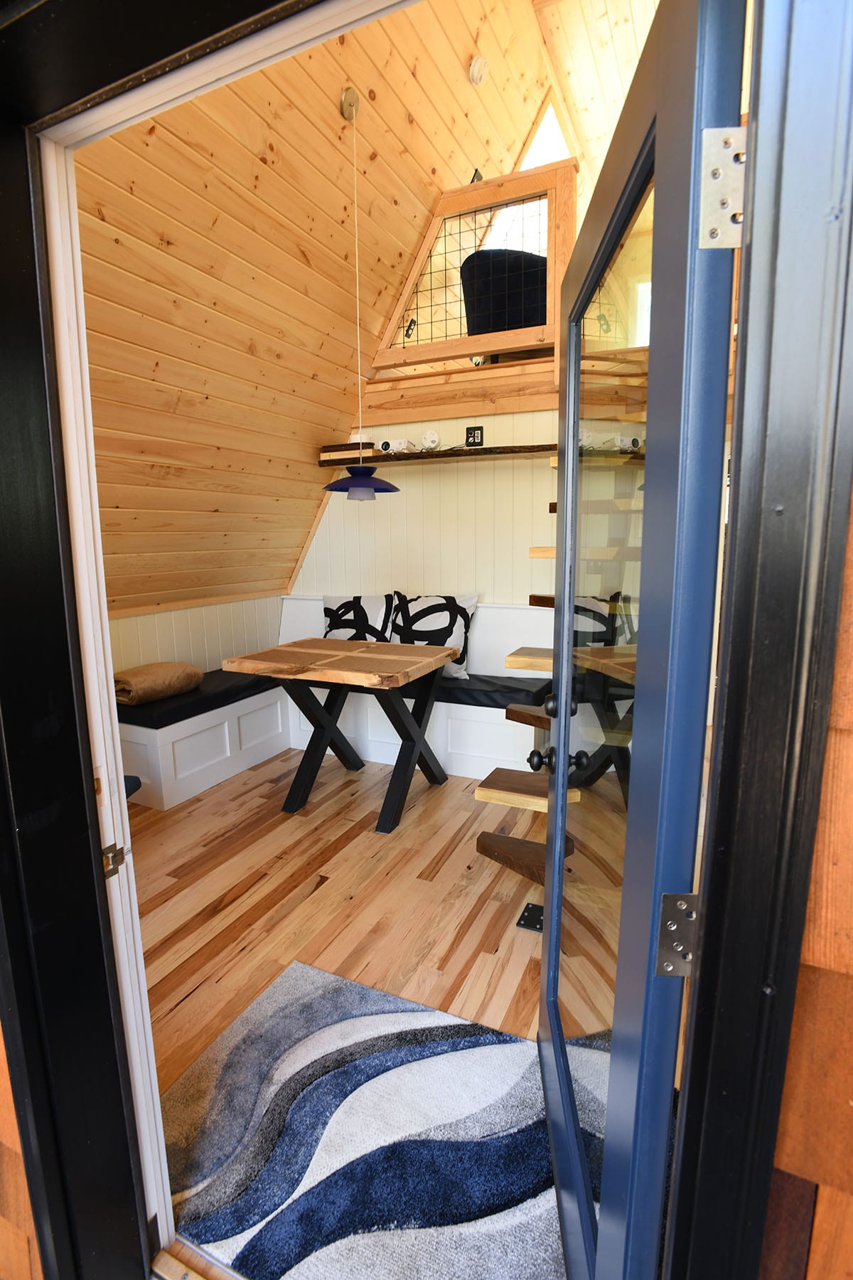 Skyframe entry way
